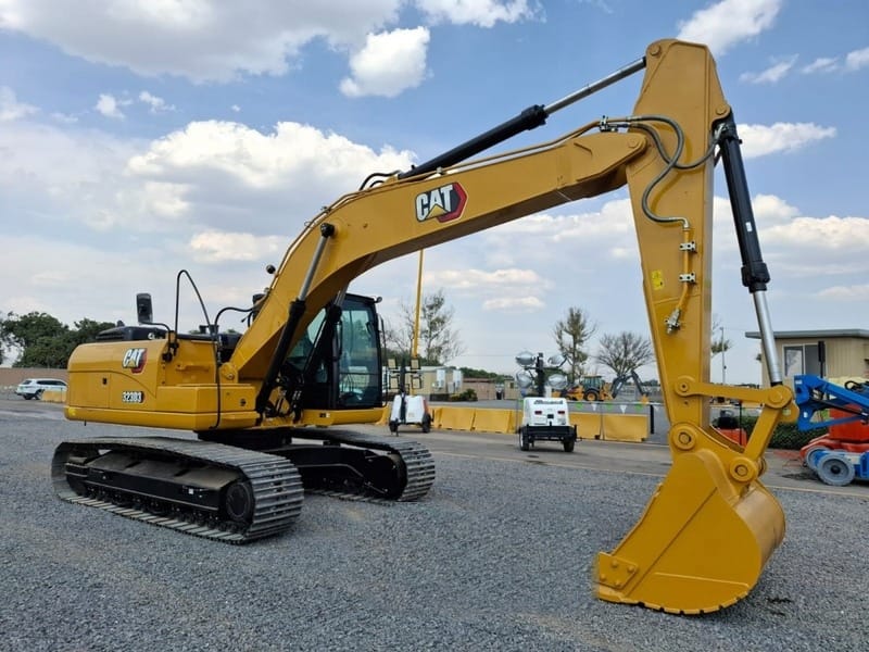 Excavadora hidráulica Caterpillar 323D3
