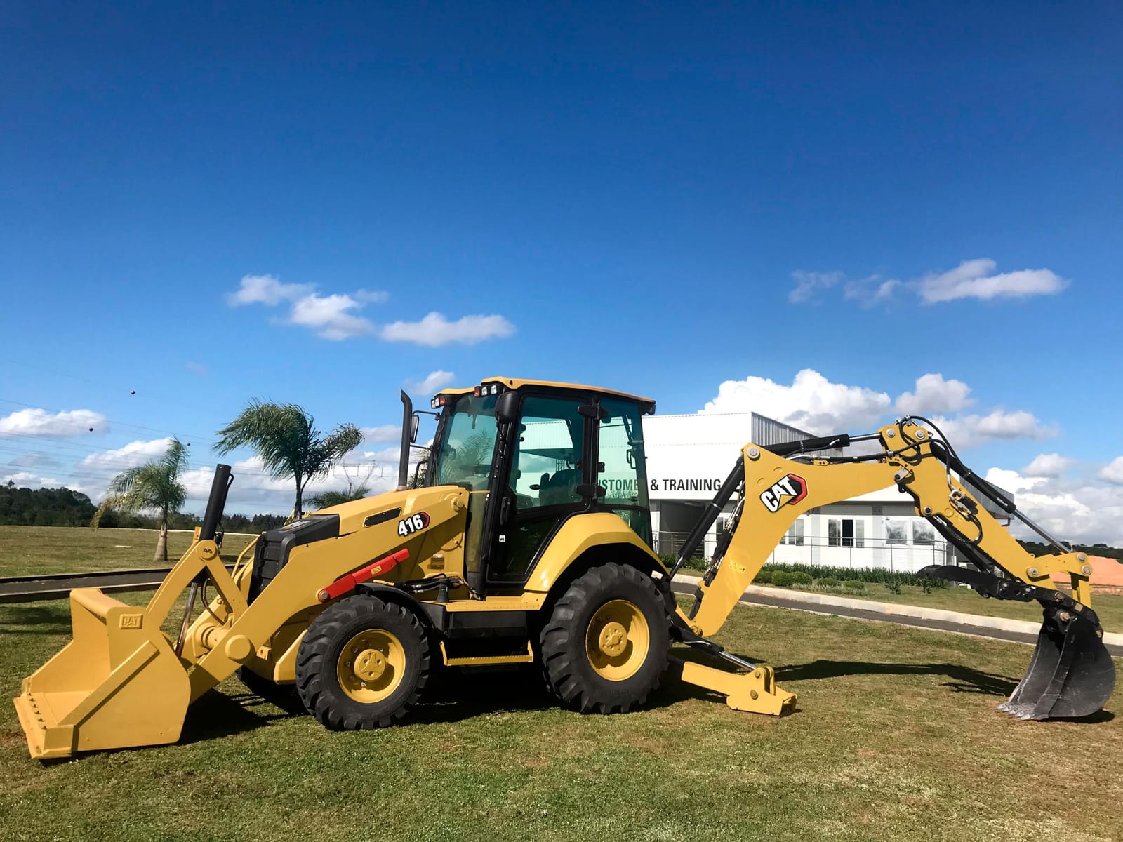 Retroexcavadora Caterpillar 416F